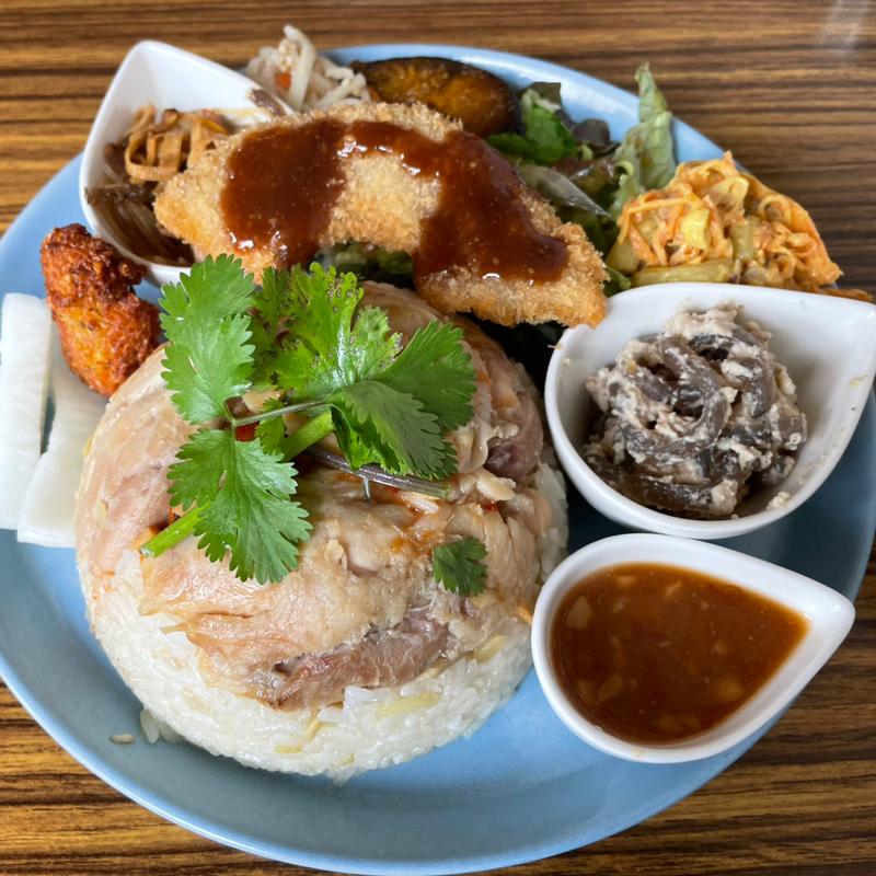 カオマンガイ(カメイノ食堂)