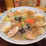 旨味はまぐり出汁の旬野菜たんめん(横濱一品香 港南台バーズ店)