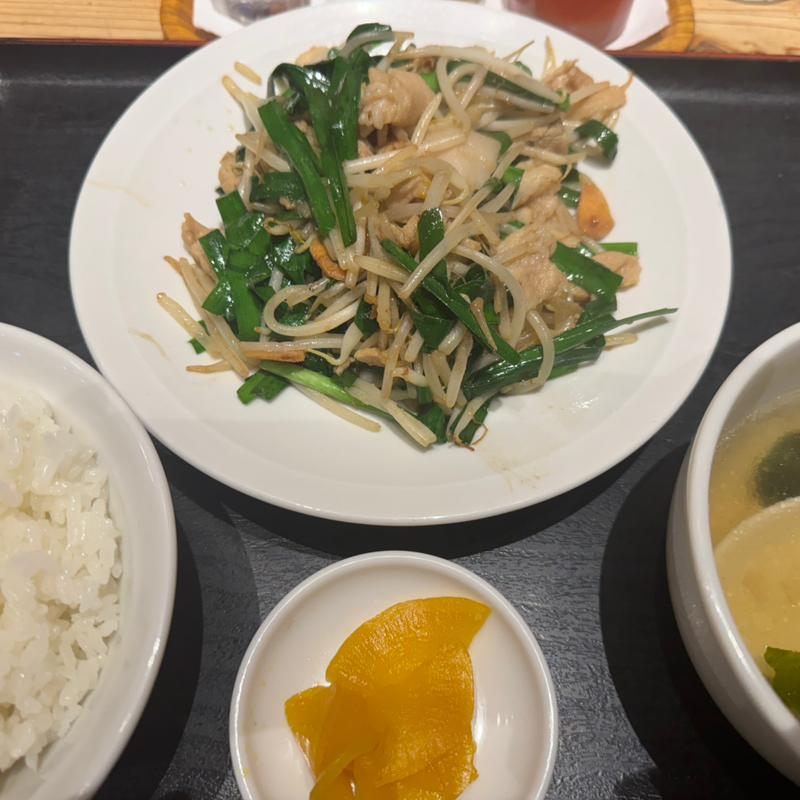 肉ニラ炒め定食(ラーメン餃子館 小次郎 歌舞伎町店)
