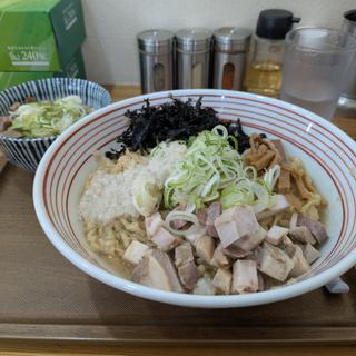 油ソバ（中盛）(めん処 鶴つる)