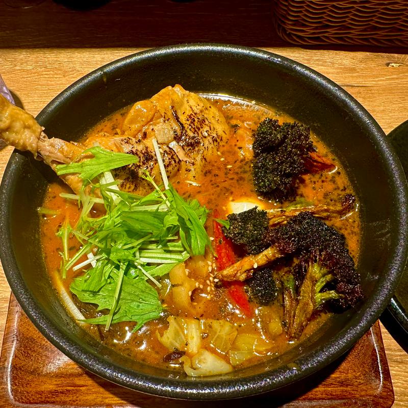 やわらかチキンレッグと野菜(スープカレーGARAKU 千歳店)