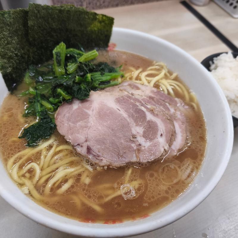 チャーシューメン中(とんこつラーメン醤油 町田家 本店)