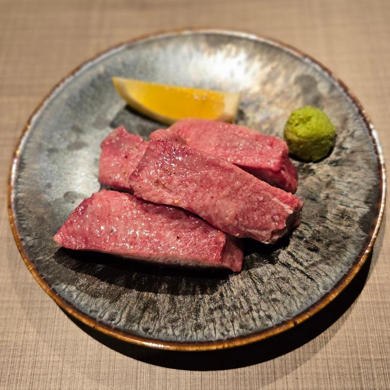 超極上塩タン 厚切り(北新地 三日月)