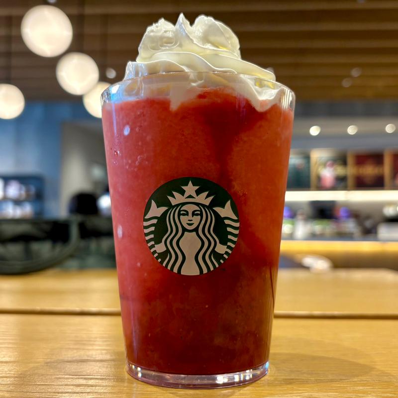 THE苺フラペチーノ(スターバックス コーヒー 虎ノ門ヒルズ ステーションタワー店)