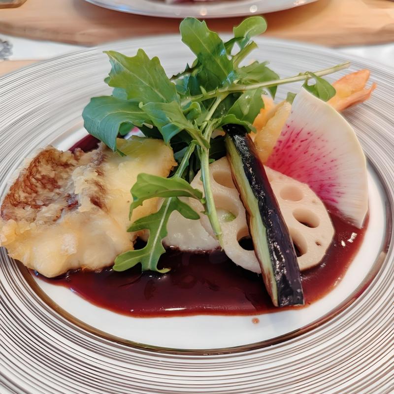 真鯛とエビの赤ワインソース(レストラン タガミ （Restaurant Tagami）)