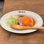 とり刺しユッケ