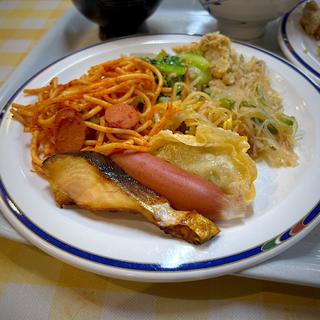 朝食バイキング