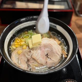 塩バターコーンラーメン ハーフサイズ(札幌ラーメン 雪あかり 新千歳空港店)