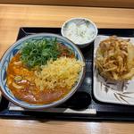 トマたまカレーうどん