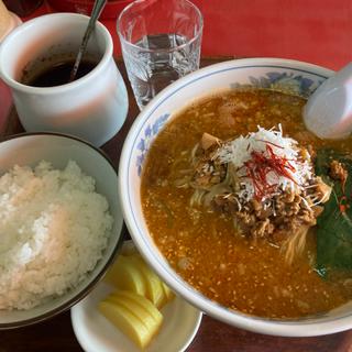 担々麺半ライス
