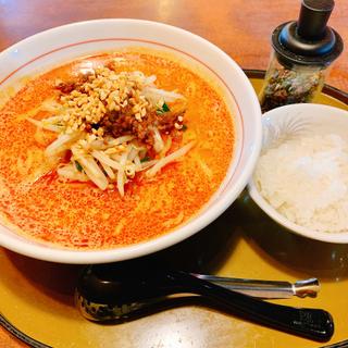 担々麺(三宝亭 山田店 （さんぽうてい）)