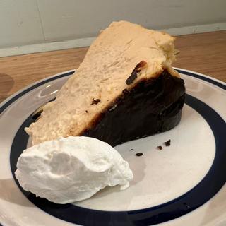 バスクチーズケーキ