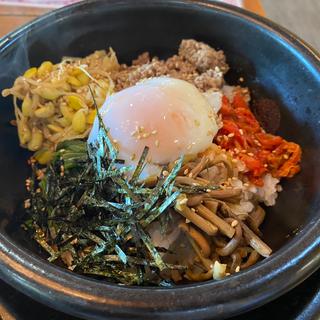石焼きビビンバ