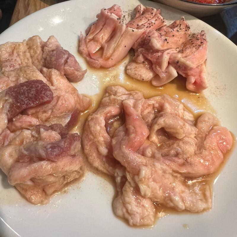 盛り合わせ 首カシラ 喉頭蓋 直腸(ホルモン双葉 )