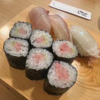 大トロ細巻き 炙りえんがわ ハマチ シマアジ