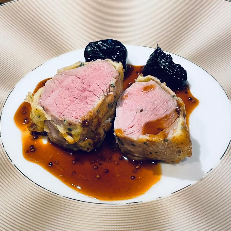 プラチナポーク、プラム、黒ニンニク(デギスタシオン （DEGUSTATION）)