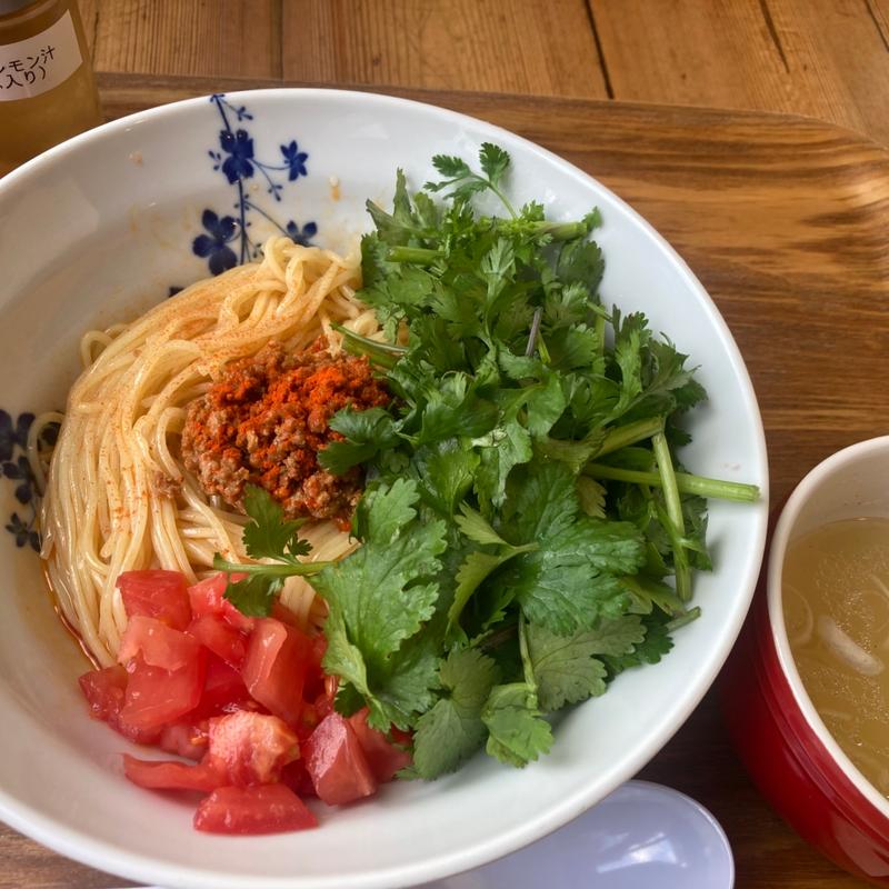 冷やしトムヤムまぜそば(らーめんあたりや)