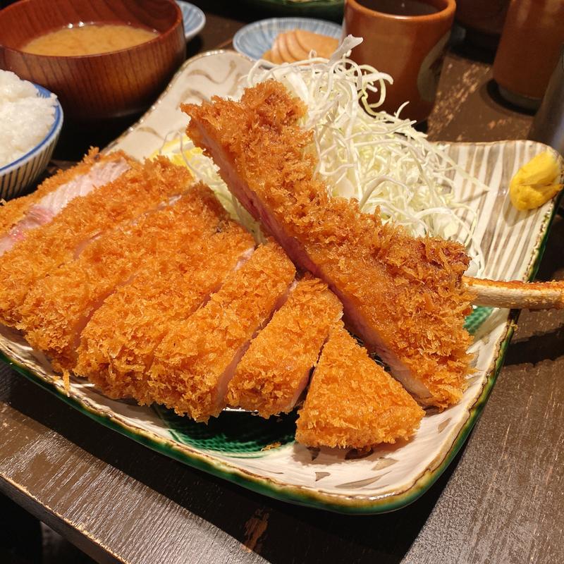 骨付きロースとんかつ(とんかつ富士㐂 人形町店)
