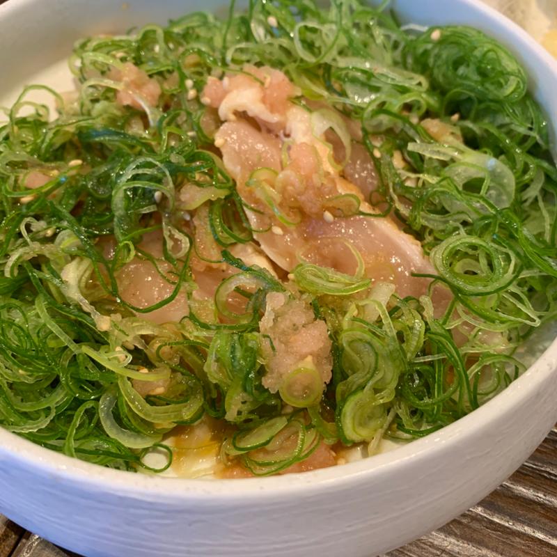 鶏のたたき葱まみれ(鹿児島県霧島市 塚田農場 朝霞店 （カゴシマケンキリシマシ　ツカダノウジョウ）)