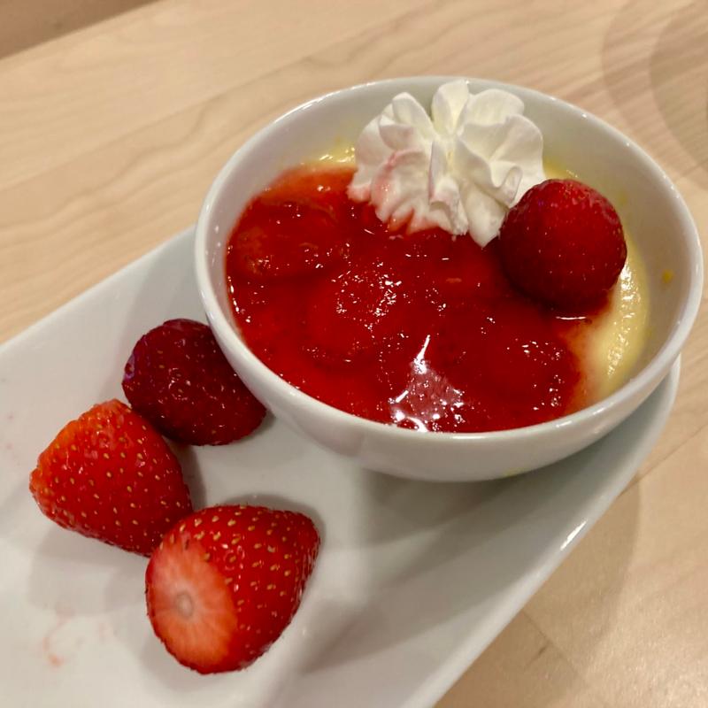 とろーりストロベリープリン(IKEAレストラン 新三郷店)