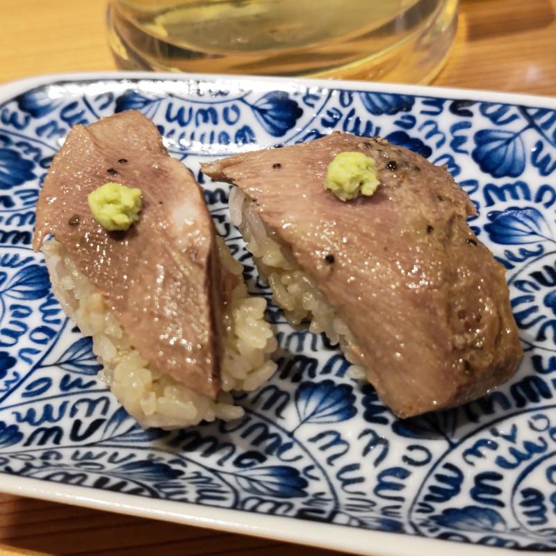 やわらか茹でタンの握り(鮨・酒・肴 杉玉 大船)