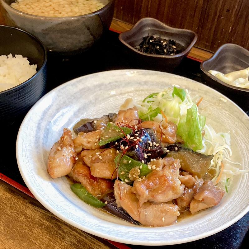 鶏とナスのスタミナ炒め ミニうどん(めん処 竹ちゃん)