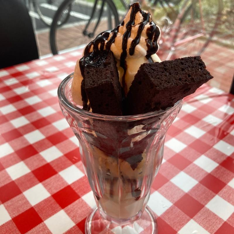 チョコレートパフェ(ECO WASH CAFE 中野島店)