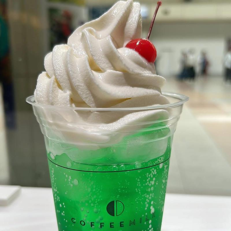 メロンクリームソーダ(COFFEEMILK アトレ川崎店)