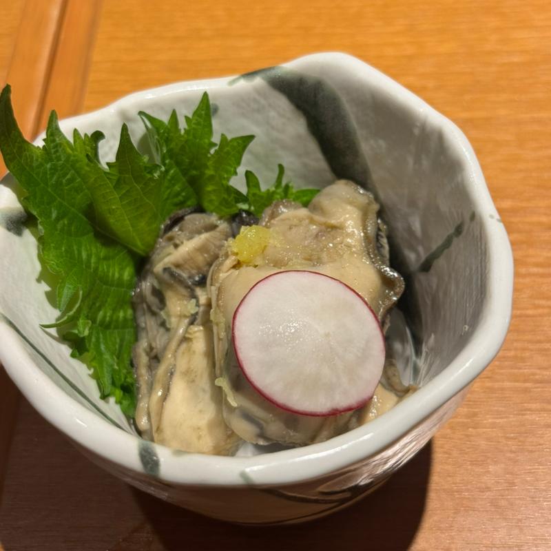 牡蠣のオイル漬け(いかの墨 CIAL横浜ANNEX店)