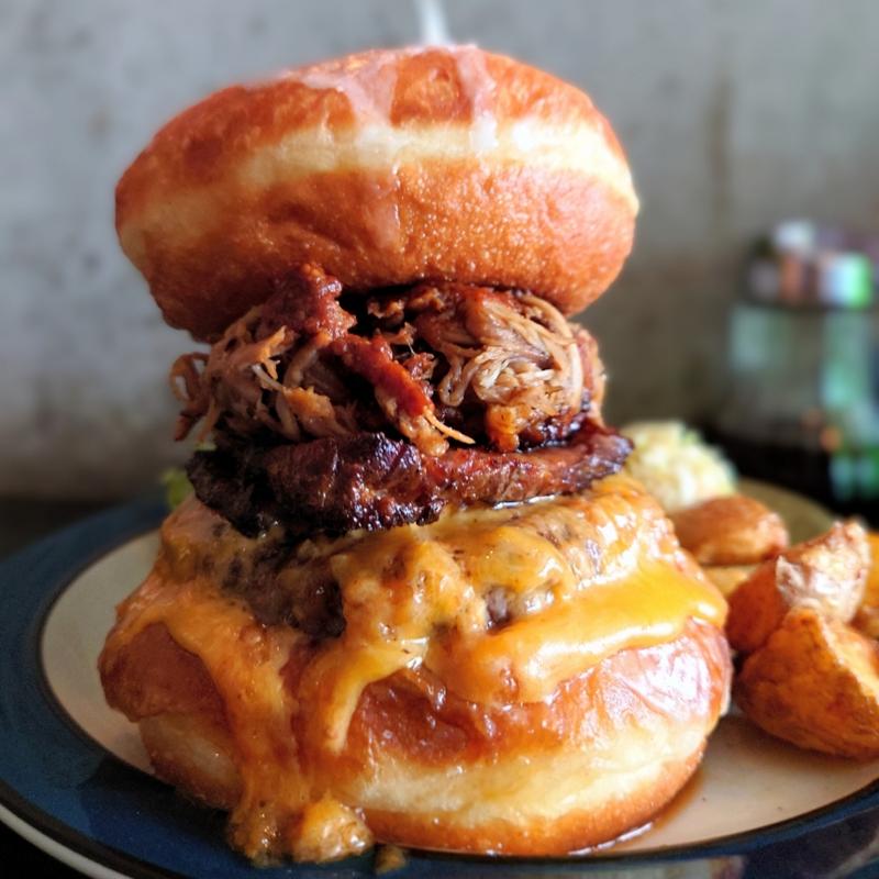 Wルーサーバーガー(Dexter Diner)