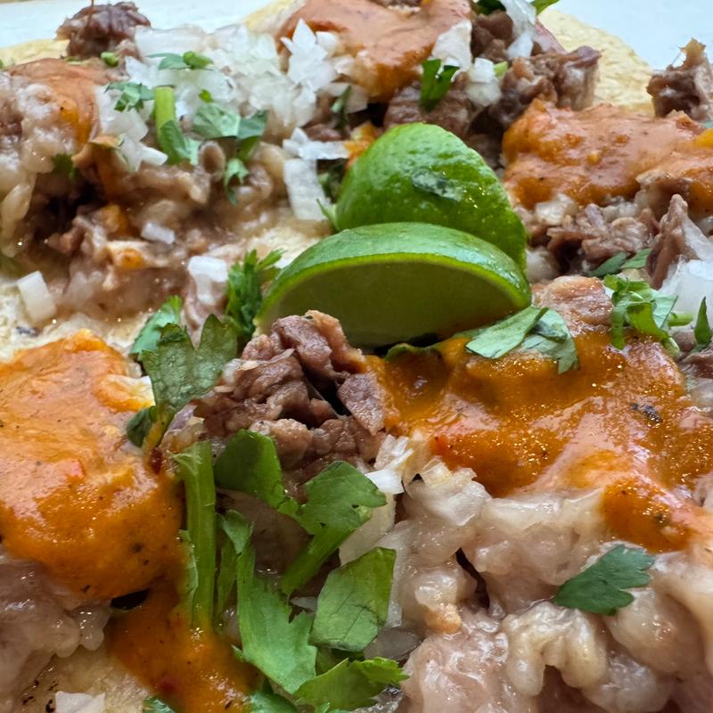 スアデロ(TACOS 3HERMANOS HARAJUKU)