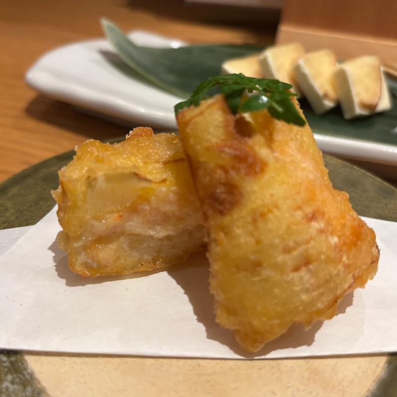 タケノコの海老真薯はさみ揚げ(魚菜由良　雑魚亭)