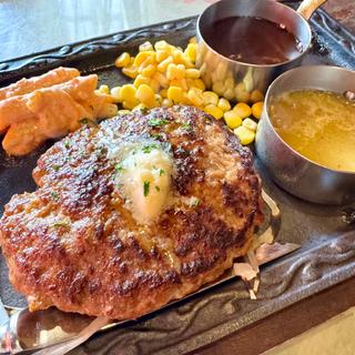 ハンバーグステーキ赤ワインソース　シチリアんレモンソース