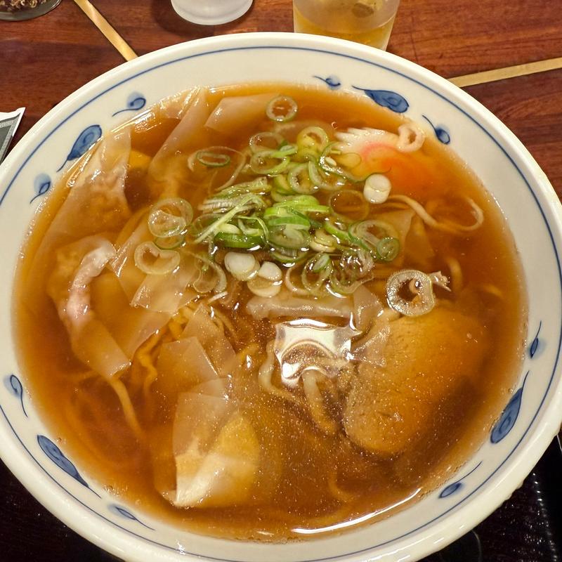 ワンタンメン(日清亭 本店 （にっしんてい）)