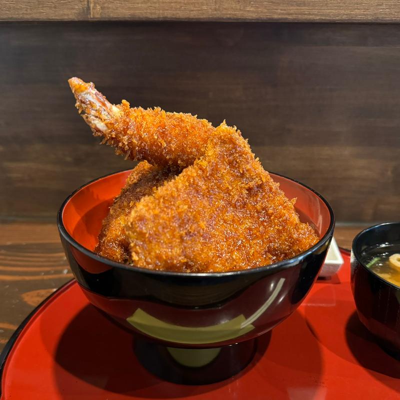 ミックスA(エビ1尾、ロース肉2切)(そーすどん)