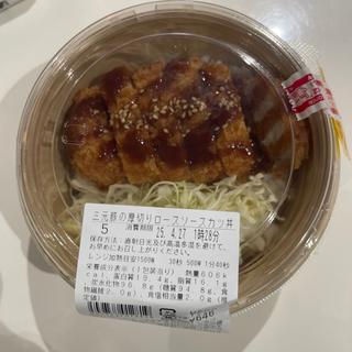 三元豚の厚切りロースカツ丼(ローソン 鶴ヶ島若葉店)