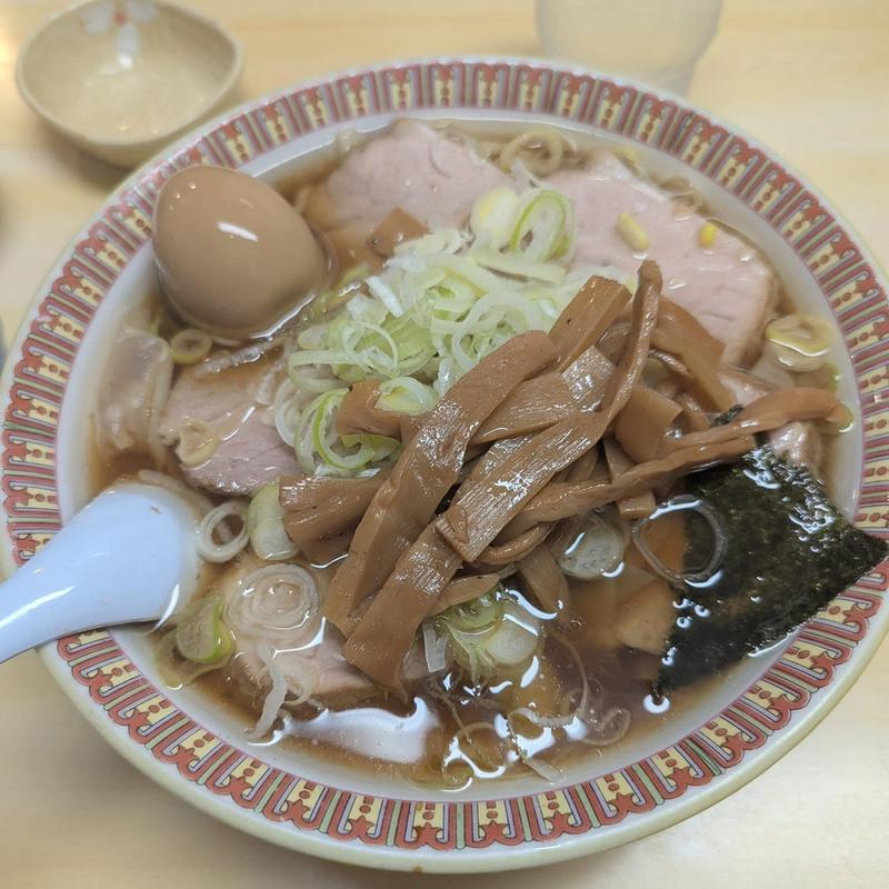 ワンタンチャーシュー麺 味玉 メンマ ねぎ(荻窪中華そば春木屋 荻窪本店)