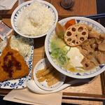 ごろごろ野菜のごちそう豚汁定食(アジフライ付き)(ごちとん 代々木本店)