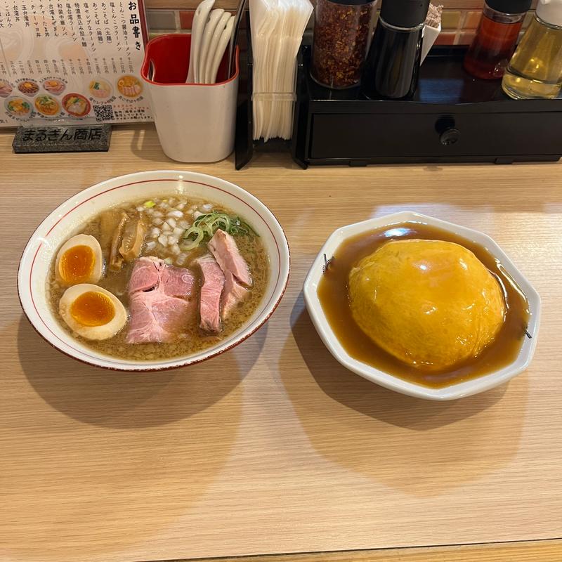 特製とんこつしょう油ラーメン＆シルクな天津飯(まるぎん商店)