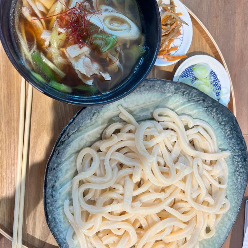 肉汁うどん(武蔵野うどん 粉ぐら)