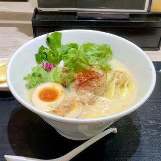 特選鶏白湯塩そば
