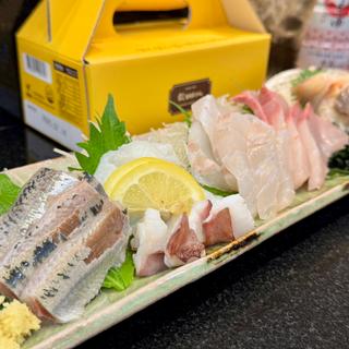 刺身盛り合わせ