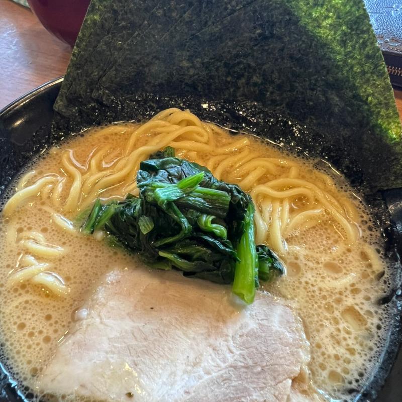 ラーメン(豚骨醤油)(横浜家系ラーメン 一蓮家 明石店)