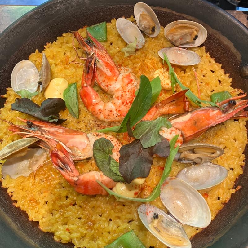 シーフードパエリア(Adrift by David Mayers)