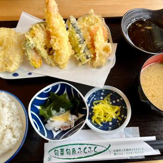 天ぷら定食(旬菜旬魚 ふくふく)