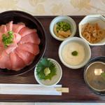 本鮪丼　通常サイズ