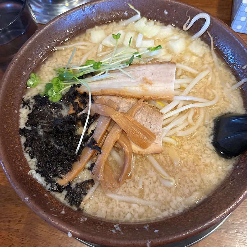 背脂味噌らーめん(らーめん家 りりん)