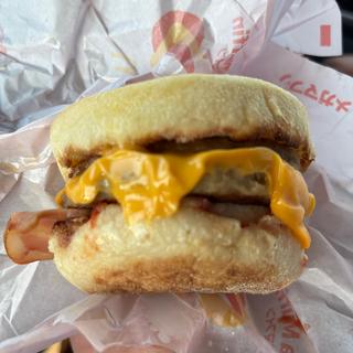 メガマフィン(マクドナルド 新潟亀貝店)