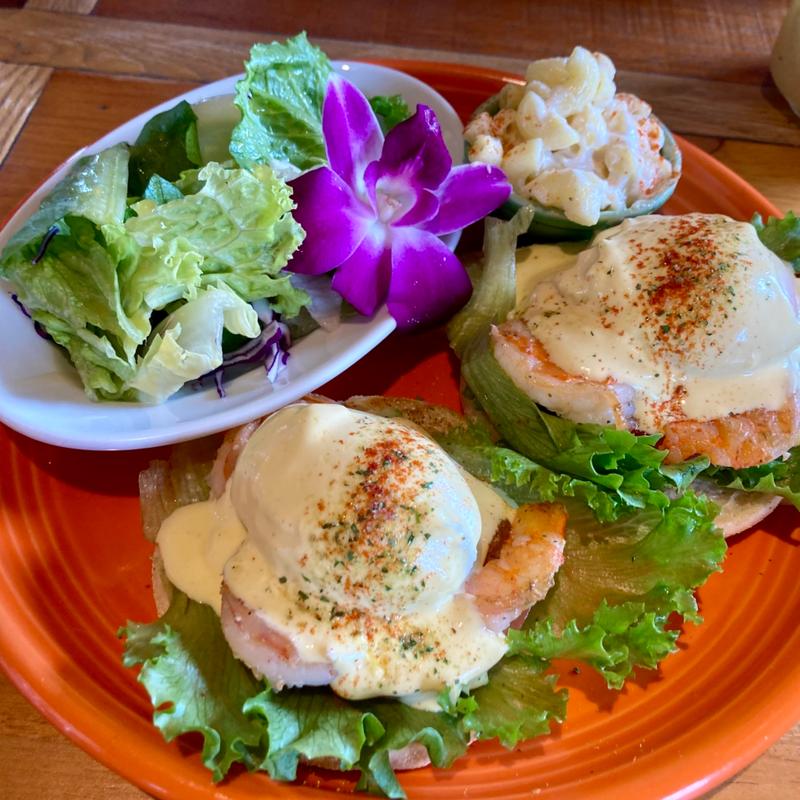 ガーリックシュリンプペネディクト(コナズ珈琲足立)