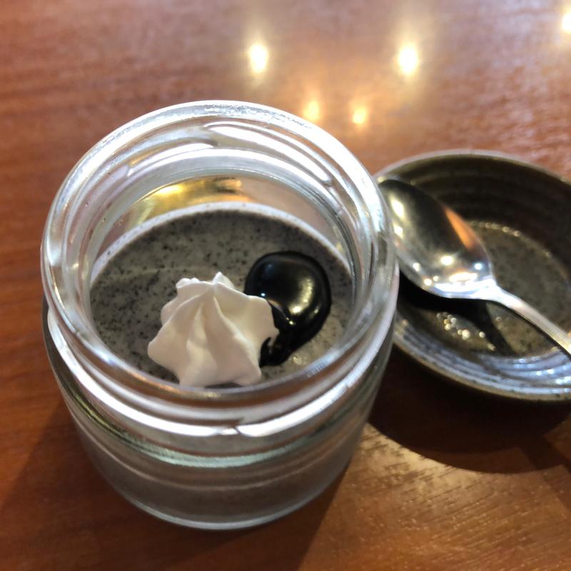 黒ごまプリン（季節のプリン）(一幸 東越谷店)